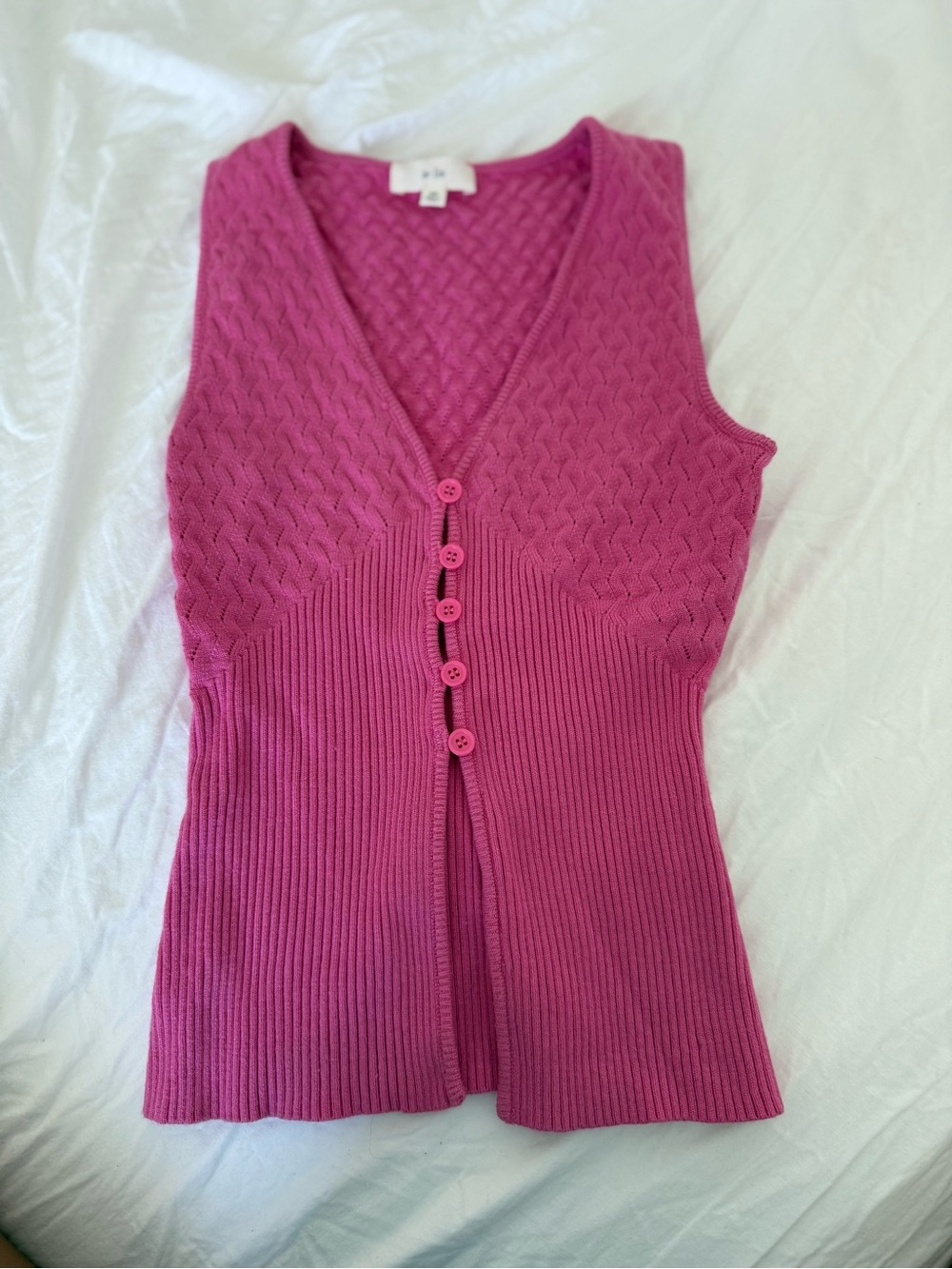 Le Lis Sleeveless Button-Front Knit Tank - Bright Pink
